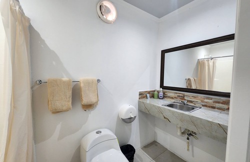 Comayagua Hotel | Wally World Inn