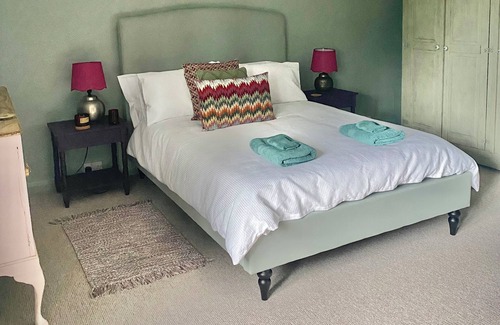 Kingscote Otro | Walnut Farm, Kingscote, Cotswolds - Unique farm stay