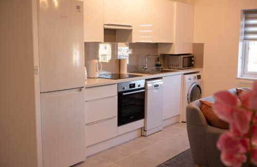 Kidlington Apartamento | Walnut Flats-F4, 2-Bedroom with Ensuite - Parking, Netflix, WIFI - Close to Oxford, Bicester & Blenheim Palace