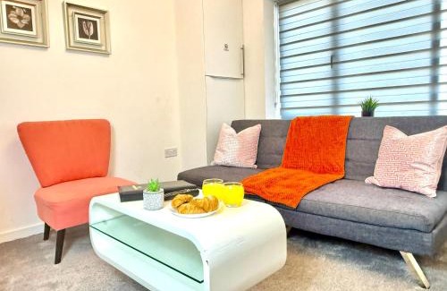 Kidlington Apartamento | Walnut Flats-F5, Stylish 1-Bedroom - Parking, Netflix, WIFI - Close to Oxford, Bicester & Blenheim Palace