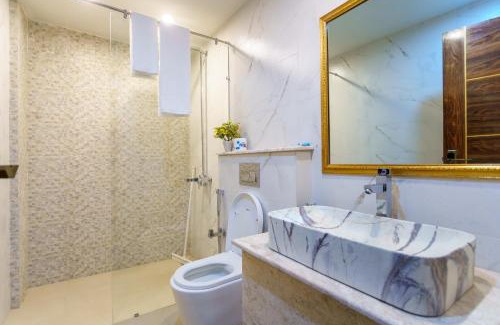 Kaghan Complejo | Walnut Riverside Resort