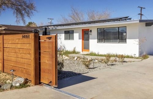 Joshua Tree Casa | Walpi Ranch - Joshua Tree Getaway W/ Hot Tub, Fire Pit & Bbq! 3 Bedroom Home by RedAwning