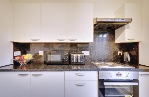 Hale Casa | Walter House