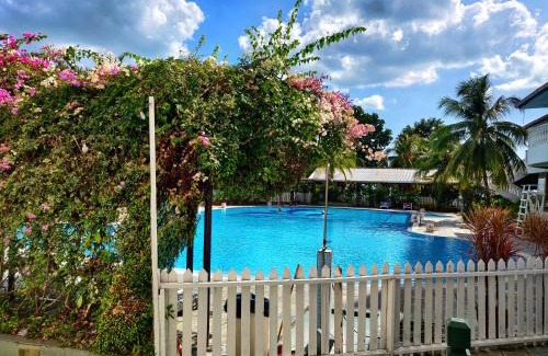 Si Rusa Apartamento | Wan's Apartment Bayu Beach Resort