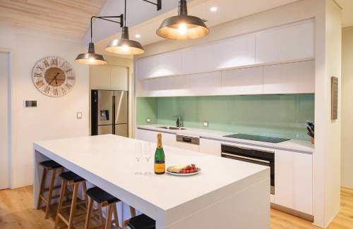 Eagle Bay Casa | Wandarrah