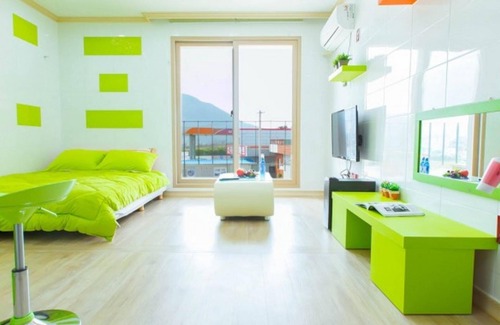 Wando Casa | Wando Rivera Pension