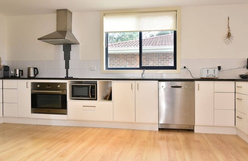 Wangi Wangi Casa | Wangi Beach Rd with views