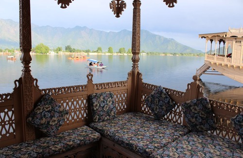 Nagin Bagh Alquiler De Eote | Wangnoo Houseboats