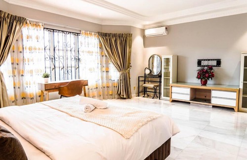 Federal Territory of Kuala Lumpur Casa | Wangsa Maju Luxury Villa with Private Pool-12pax