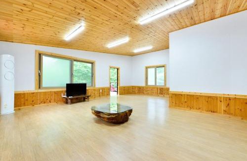 Buk Casa | Wangsonamu House Pension