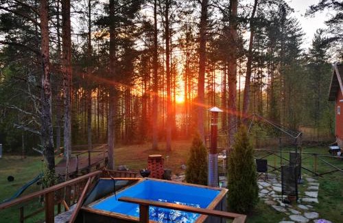Reittio Apartamento | Wanha Koulu Tahko Unelma, 4mh, Palju, Sauna, Tupakeittiö, Wifi, Liikuntasali, RinteetSpaRavintola 6km, Lemmikit OK, Edukas
