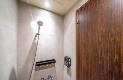 West Central District Hotel | Wanna Inn