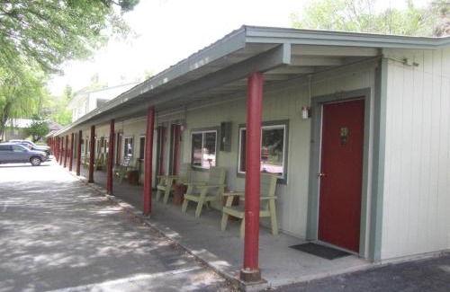 Durango Cabina | Wapiti Lodge