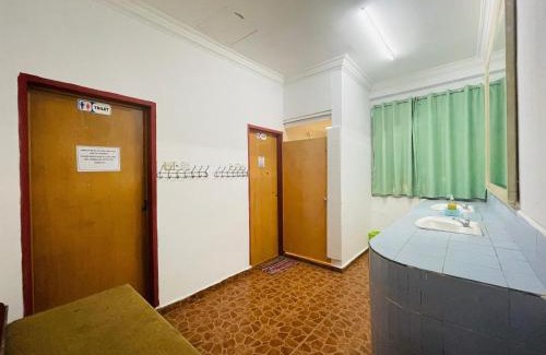 Semporna Casa | Warisan Family inn @ Seafront