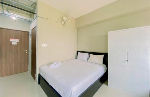 Kedungmanggu Apartamento | Warm and Homey Studio at Royal Sentul Park Apartment By Travelio
