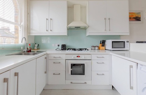 Munster Apartamento | Warm and Inviting 2BD Flat, Fulham