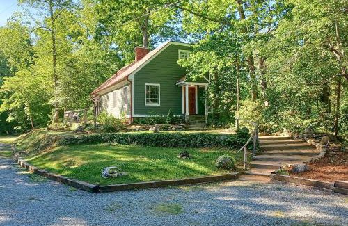Pittsboro Casa | Warm and Peaceful Home with Fire Pit on Haw River