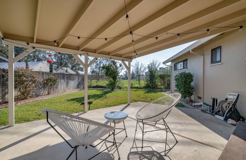 Elk Grove Casa | Warm and Sweet 3B2B house next to parks