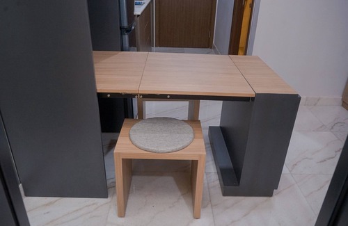 Pinang Apartamento | Warm And Well Designed 1Br At The Smith Alam Sutera Apartment