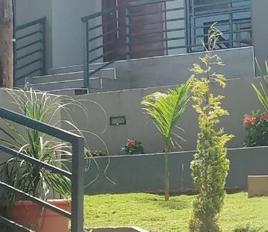 Mpemba Apartamento | Warm Care Executive Apartments