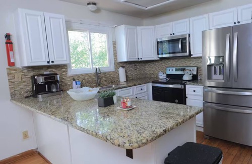 Aurora Casa | Warm Family Stay with A.K.A