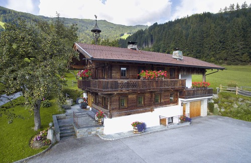 Fuegenberg Chalet De Esquí | Cálida casa para sentirse bien, cerca de las 3 mejores áreas de esquí y parque infantil (chalet, cabaña)
