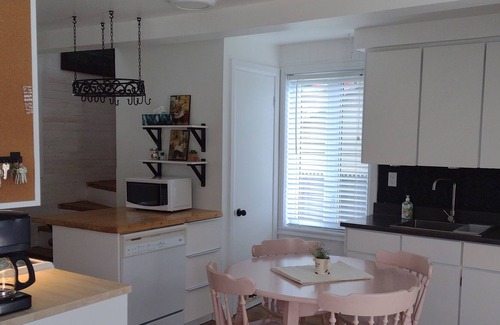 Breakeyville Cabaña | Warm house in a peaceful area