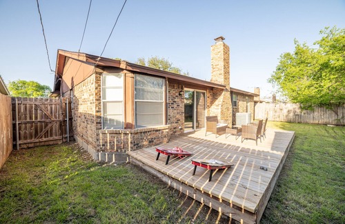 Watauga Casa | Warm & Inviting 4BR Home – Perfect for Families