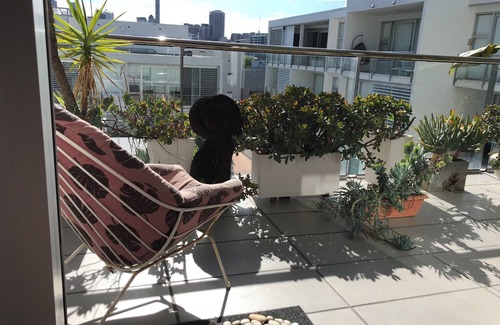Freemans Bay Apartamento | Warm, spacious and secure apartment in great location. Just move in!