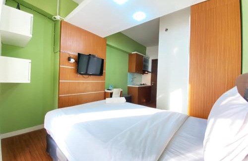 Cileunyi Apartamento | Warm Studio Apartment at Harvard Jatinangor By Travelio