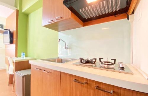 Cileunyi Apartamento | Warm Studio Apartment at Harvard Jatinangor By Travelio