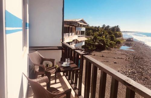 La Libertad Apartamento | Warm sunset, Loft by the sea