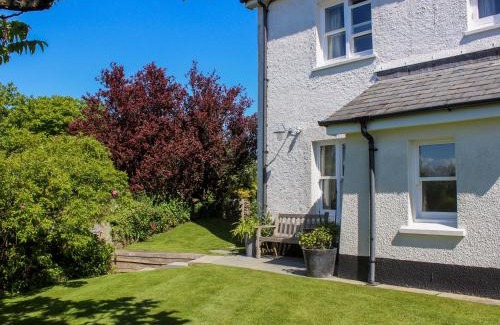 Dartmouth Casa | Warren Cottage