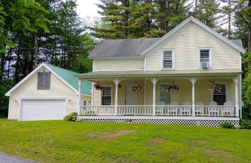 Warrensburg Casa | Warrensburg Home about 6 Mi to Lake George!