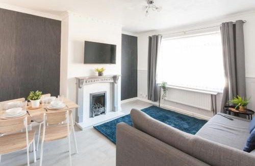 Warrington Casa | Warrington House, free parking & WiFi!