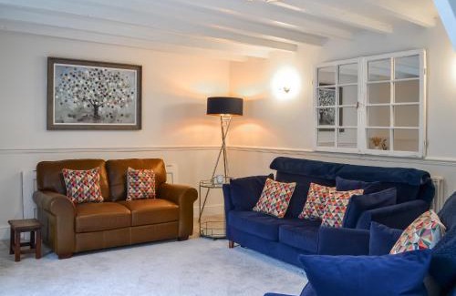 Thornton Dale Casa | Warrington Mews-Uk48821