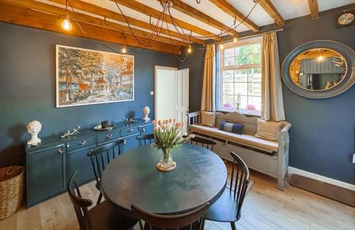 Thornton Dale Casa | Warrington Mews-Uk48821