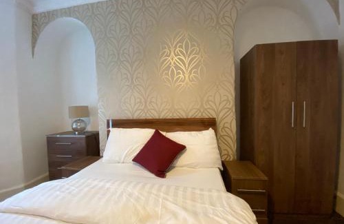 Heaton Apartamento | Warwick Street Professional Lets