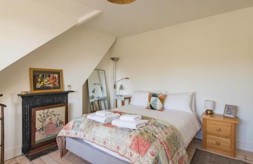 Deal Casa | Warwick Villa