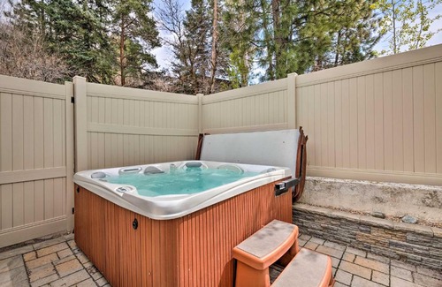 Cottonwood Heights Casa | Wasatch R and R Townhome with Grill about 11 Mi to Alta!