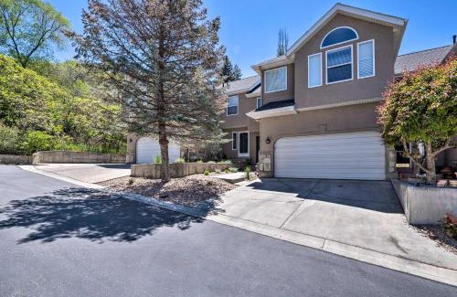 Cottonwood Heights Casa | Wasatch R and R Townhome with Grill about 11 Mi to Alta!