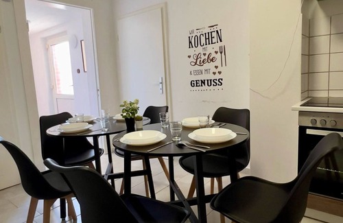 Neumuenster Casa | Wasbeker Straße 65 W2 - 3 bedrooms with parking space