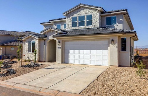 Washington Casa | Washington Home with Mtn Views, Near Hiking!