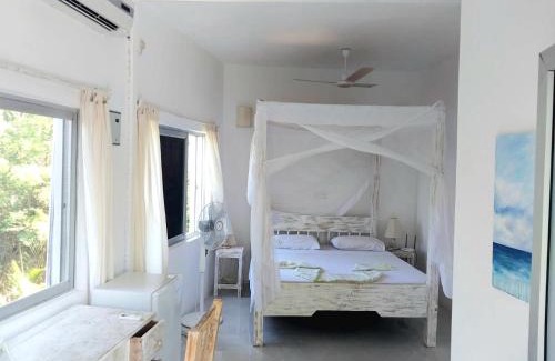 Watamu Cama Y Desayuno | Watamu Beach Cottages B&B