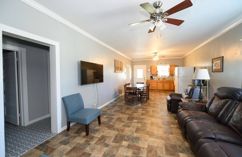 Lake Village Casa | Watch the sunrise with your family on Lake Chicot!