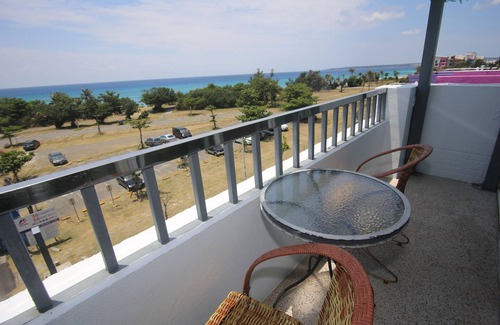 Big Beach Casa | Water Front Hotel