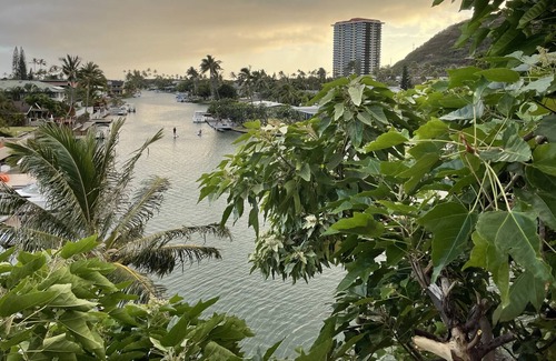 Hawaii Kai Casa | Water front house 5 min from the beach