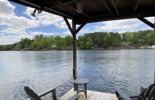 New London Casa | Water Front Playland at Badin Lake