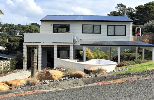 Mangonui Casa | Water Light - Mangonui Harbour views