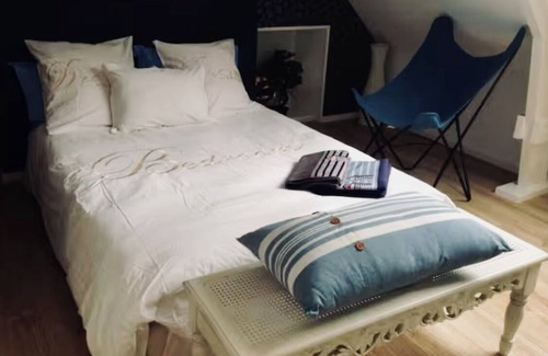 Brehal Cama Y Desayuno | Water mill between the countryside and the Chausey Islands. Normandy break guaranteed!